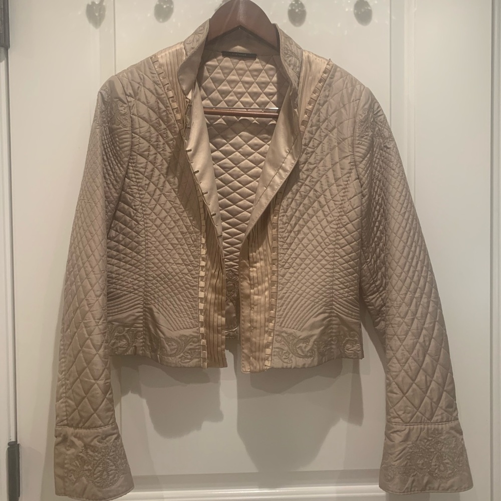 Elle Tahari